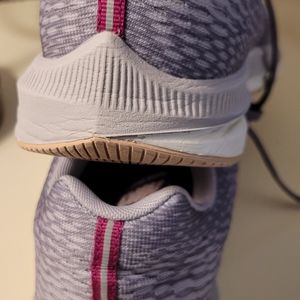 Women's Nike running shoes size 10